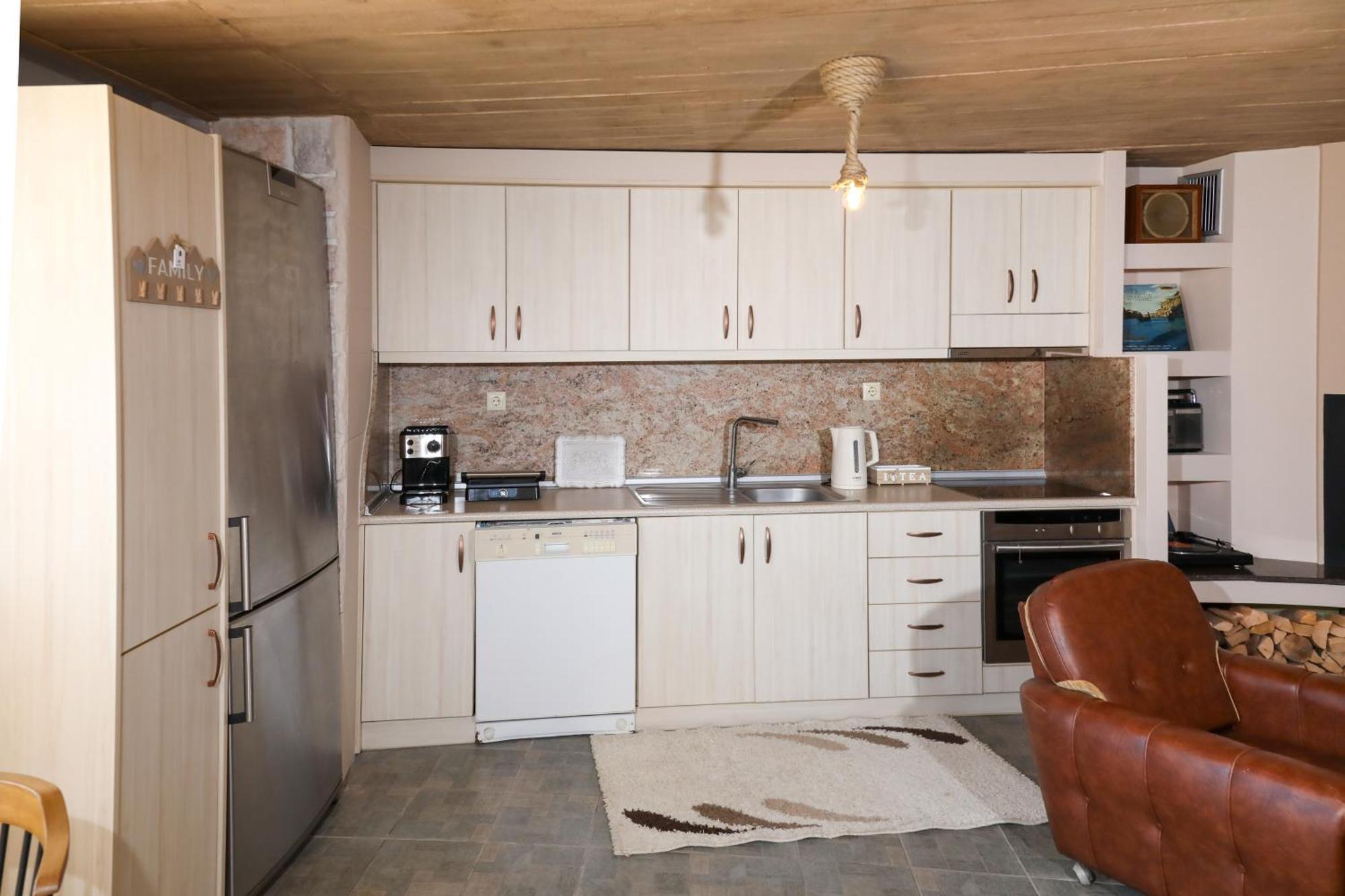 Hill House * Kavala